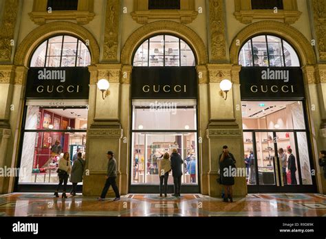 gucci outlet italia milano|gucci outlet online store.